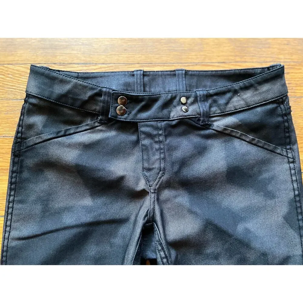 ECRU Low-Rise Camo/Black Reversible Stretch Pants sz 29